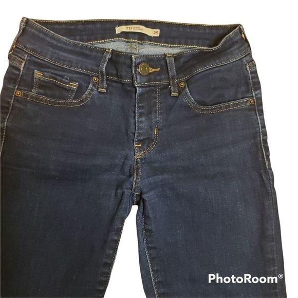 Levi's 711 Skinny Dark Wash Ladies Jeans 25 - Picture 2 of 7
